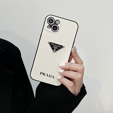 prada iphone 15カバー