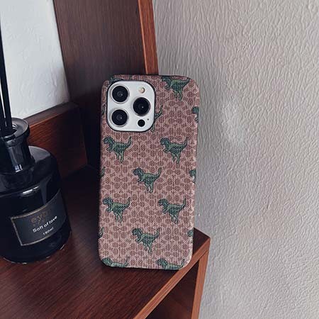芸能人愛用保護ケースアイフォン 14 plus Coach