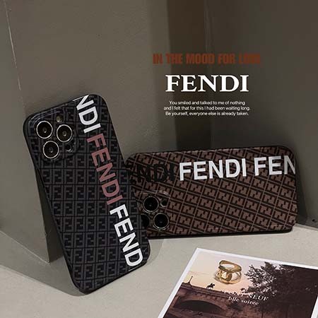 iphone14plus ケース fendi 