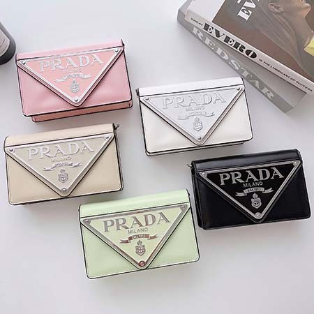 可愛い アイフォーン 15プロ max カバー プラダ prada  