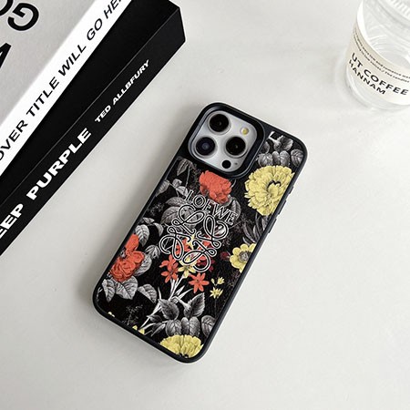 アイフォン15プロ loewe風 スマホケース