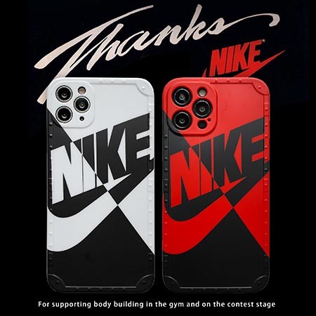 ブランド カバー アイフォーン 15プラス nike ナイキ  ブランド