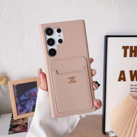 アイホン15pro シャネル スマホケース 