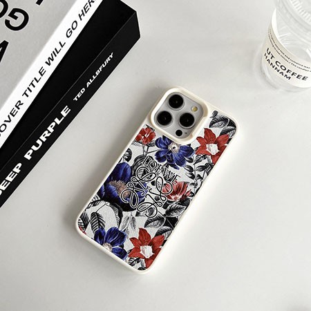 アイフォン15プロ loewe風 スマホケース
