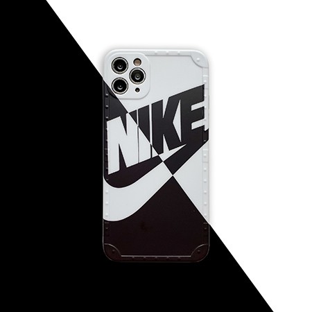 ブランド カバー アイフォーン 15プラス nike ナイキ  ブランド