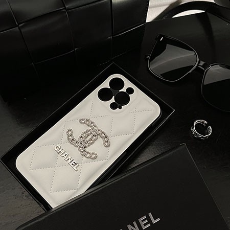 レザー シャネル chanel アイフォン 16 pro max スマホケース