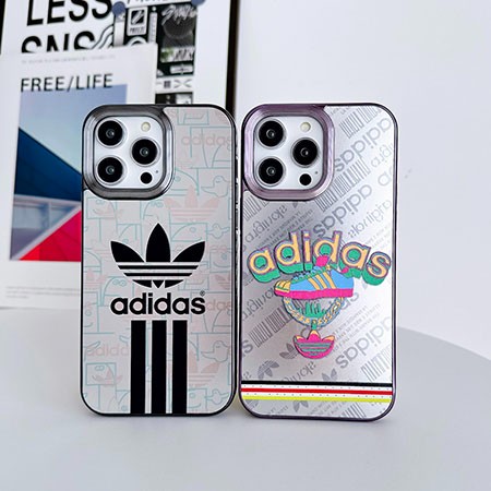 iphone 15 ケース adidas風 