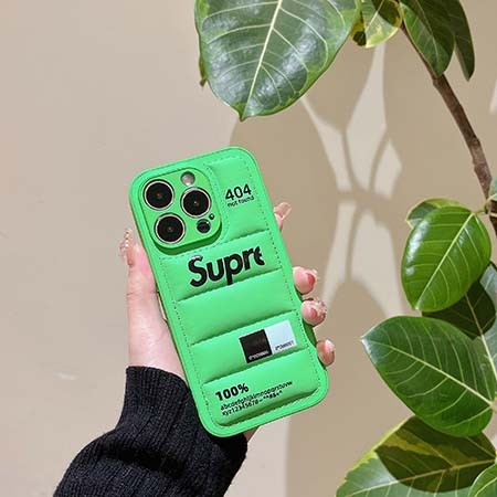 supreme iphone14プラス 