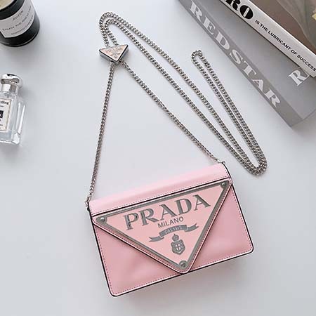 可愛い アイフォーン 15プロ max カバー プラダ prada  