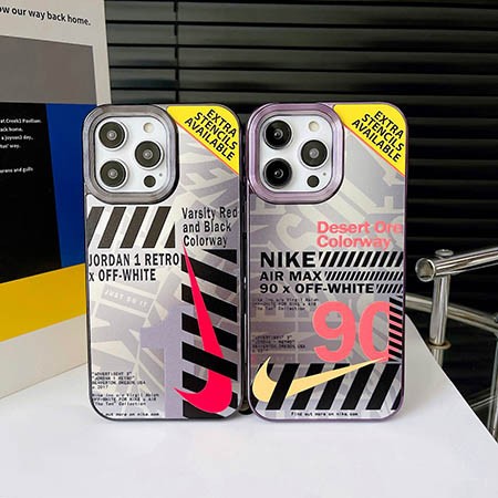 アイフォン 15pro nike カバー 