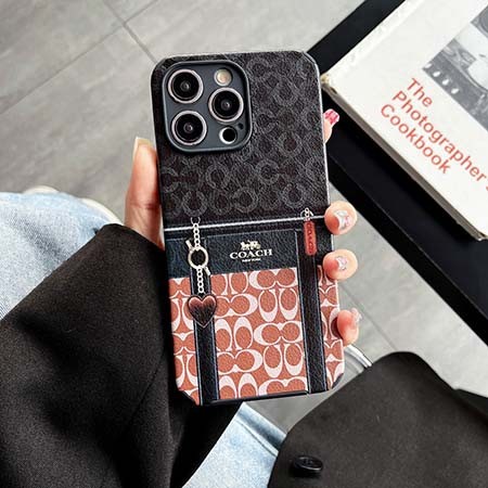 coach コーチ アイフォン15 