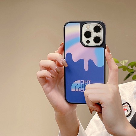 ハイブランド 携帯ケース アイホン 15plus adidas風 