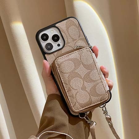 ハイブランド コーチ coach  iphone14plus ケース 