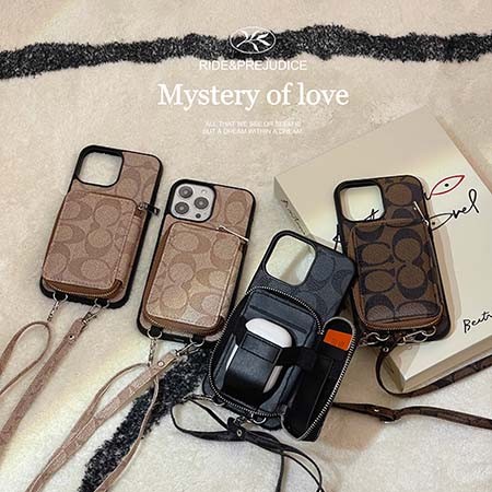 ハイブランド コーチ coach  iphone14plus ケース 