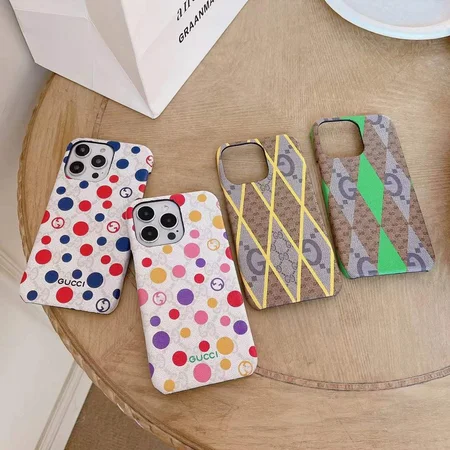 iphone17gucci グッチ アイフォーン16plus ケース 