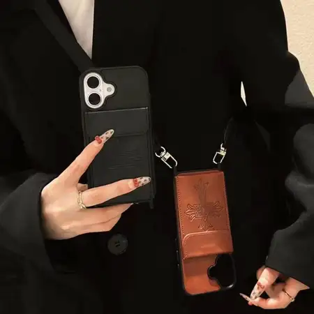 iphone17背面にカード入れ付き クロームハーツ chrome hearts アイフォーン17pro 
