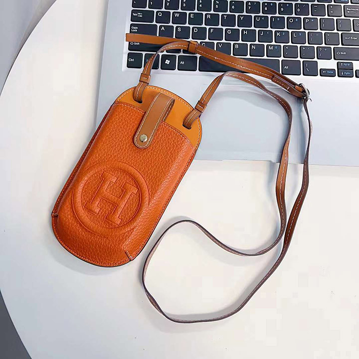 エルメス hermes アイフォン 15 プロ携帯ケース