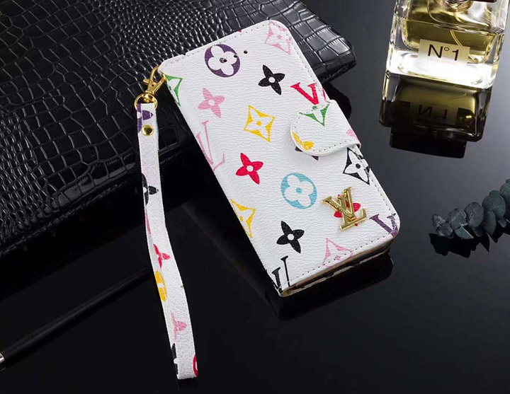 gucci アイフォーン 15プロ携帯ケース