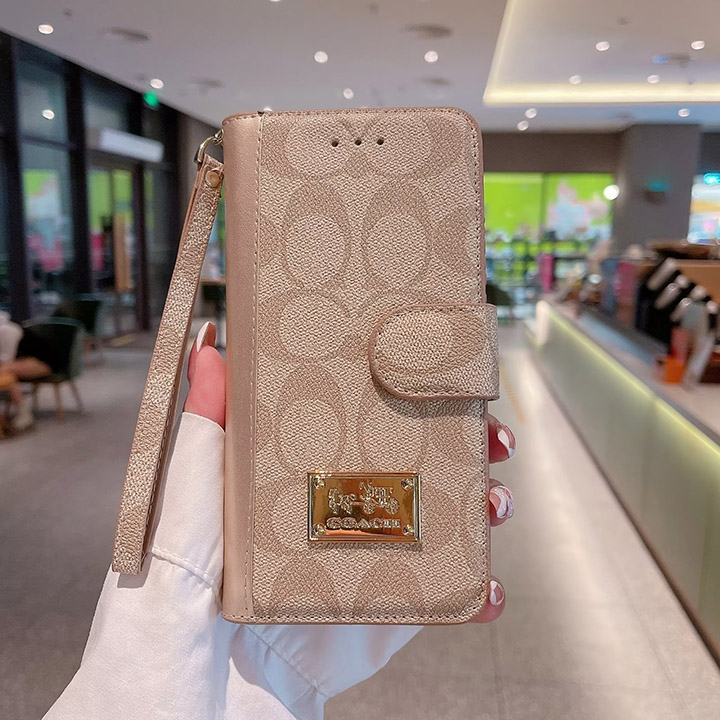 ブランド coach コーチ アイフォン 15pro max スマホケース