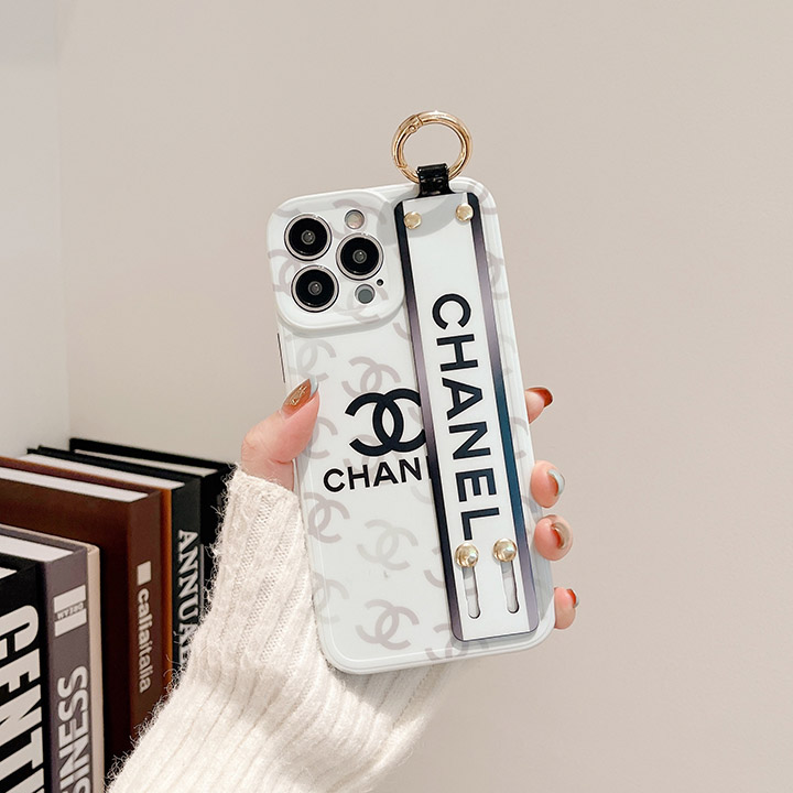 アイフォン 14 プロ chanel ケース