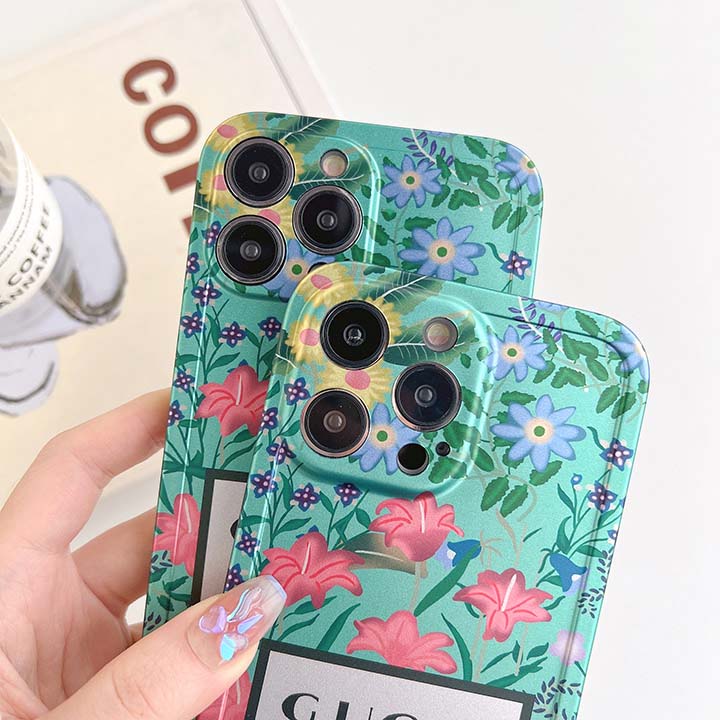 花 gucci アイフォン 15 カバー