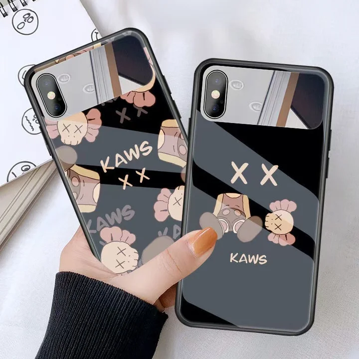 ハイブランド kaws カウズ アイホン 16pro スマホケース