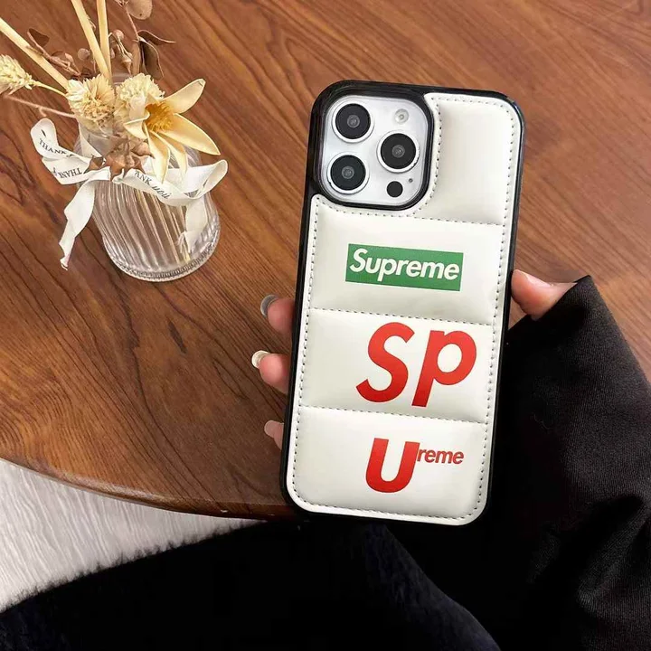 アイフォン 15 supreme風 スマホケース