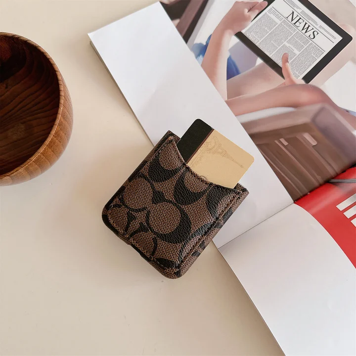 iphone 16 コーチ coach  スマホケース 